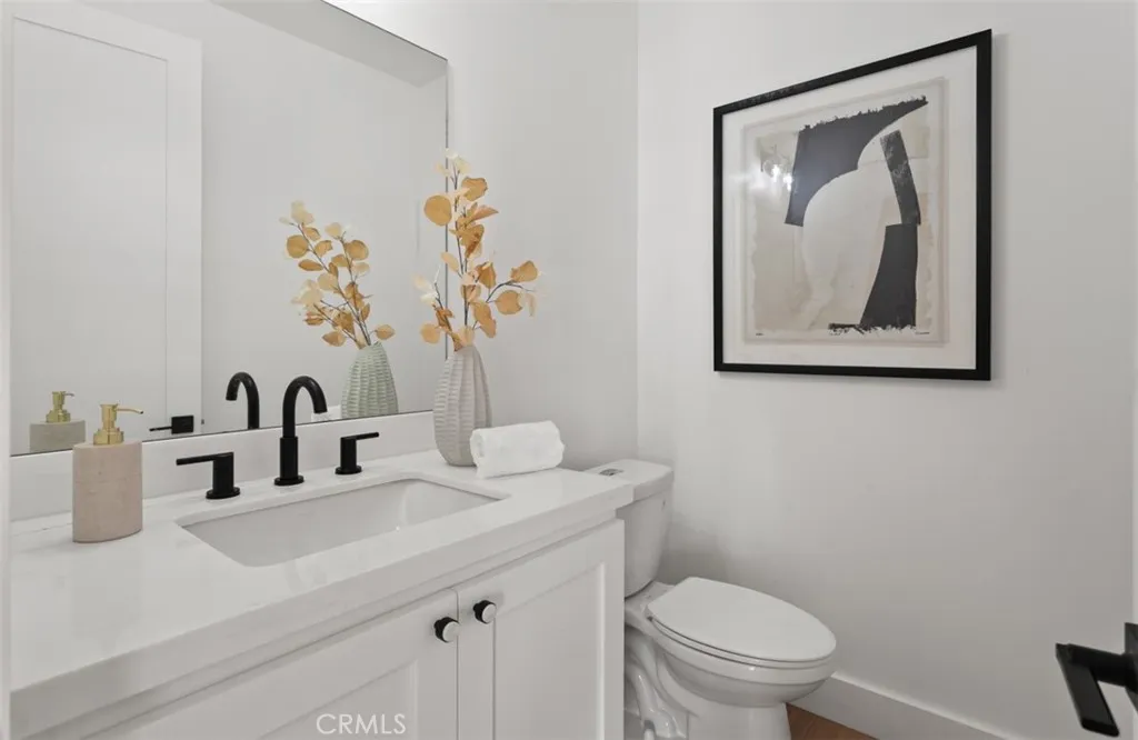 430 Tustin, Newport Beach, California 92627 home-pic-12